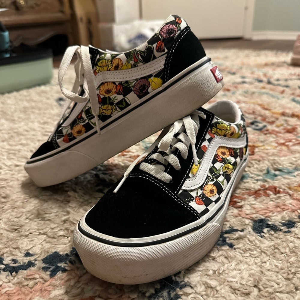 Van floral platform sneakers